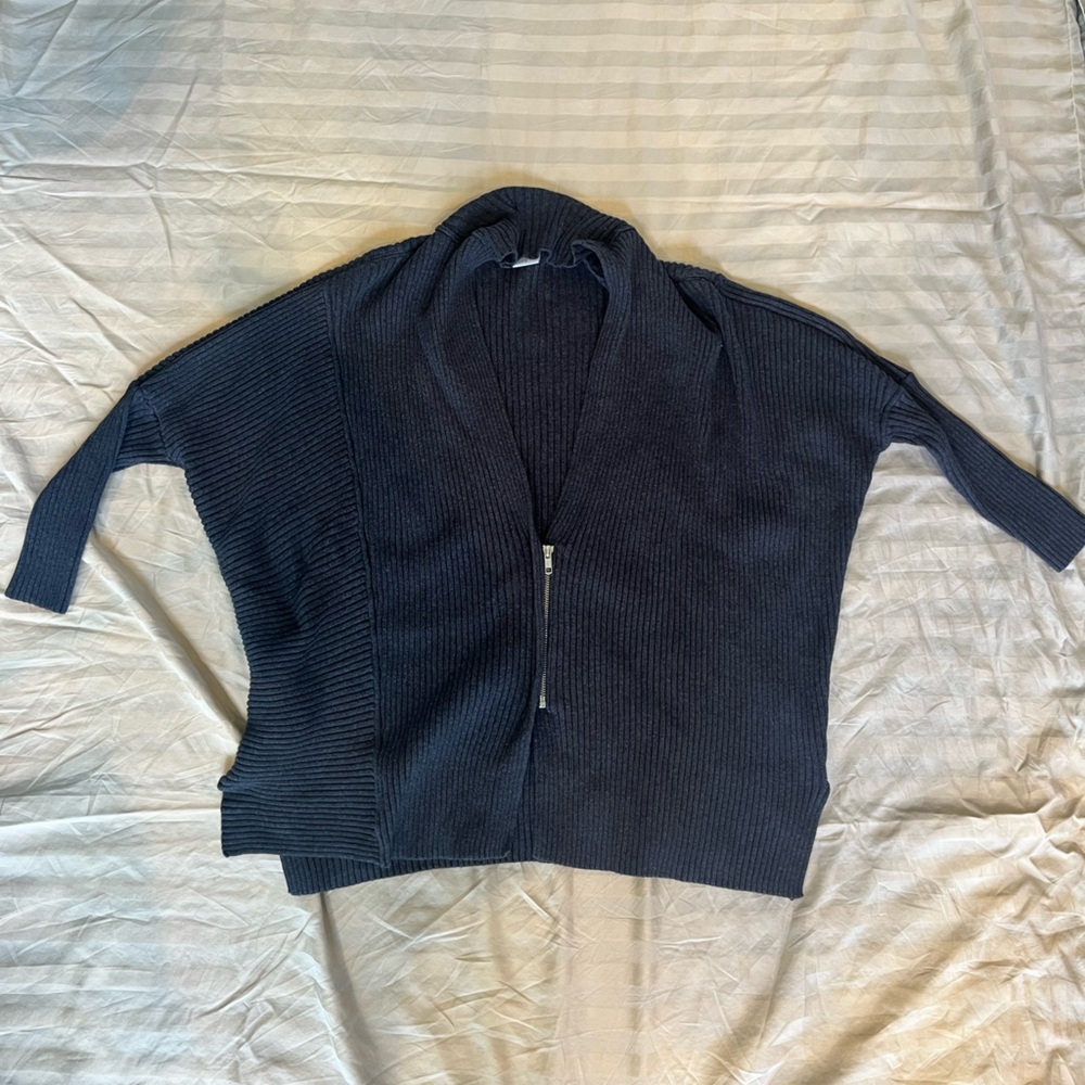 CAbi Zip sweater color grey size S